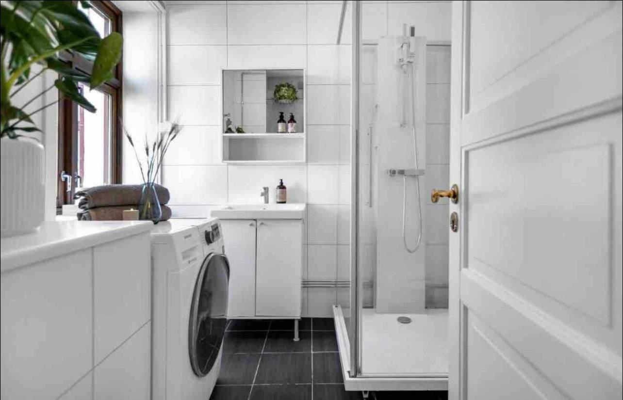 Small With Smart Solution In Of Only 2 Km From The Station *
